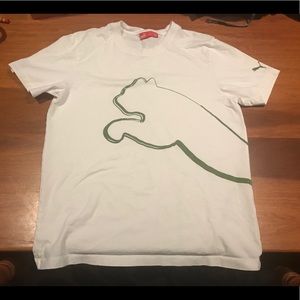 Puma T-shirt. Small